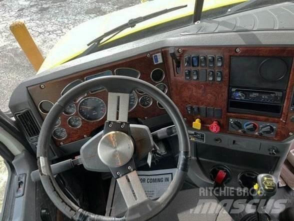 Mack GRANITE GU713 Camion ribaltabili