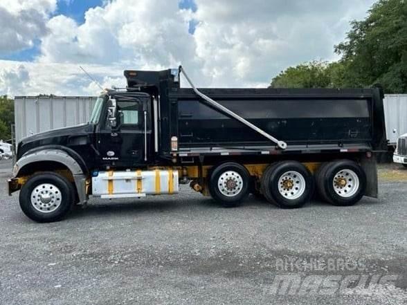 Mack GRANITE GU713 Camion ribaltabili