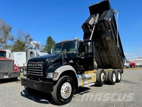 Mack GRANITE GU713 Camion ribaltabili
