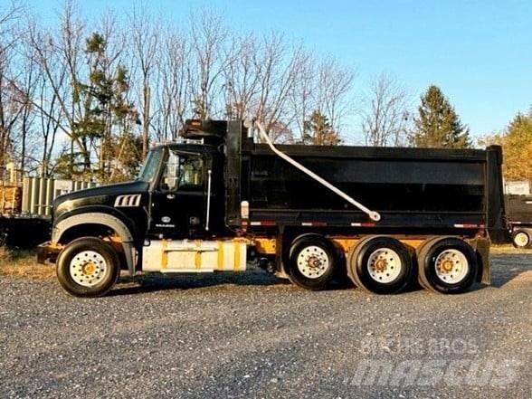 Mack GRANITE GU713 Camion ribaltabili