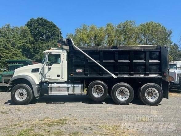 Mack GRANITE GU713 Camion ribaltabili