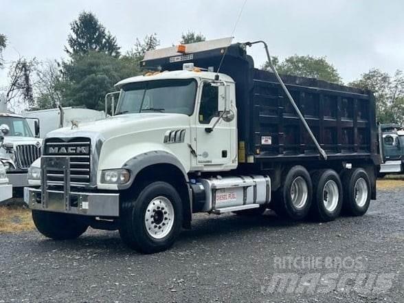 Mack GRANITE GU713 Camion ribaltabili