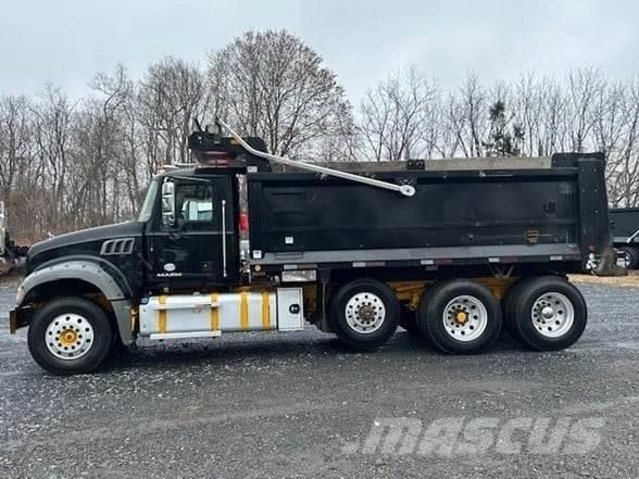 Mack GRANITE GU713 Camion ribaltabili