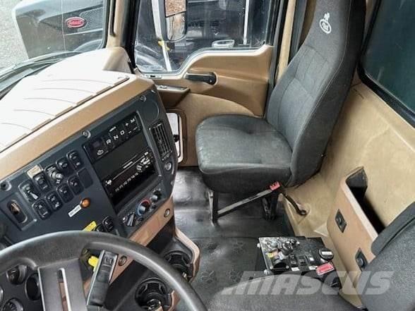 Mack GRANITE GU713 Camion ribaltabili