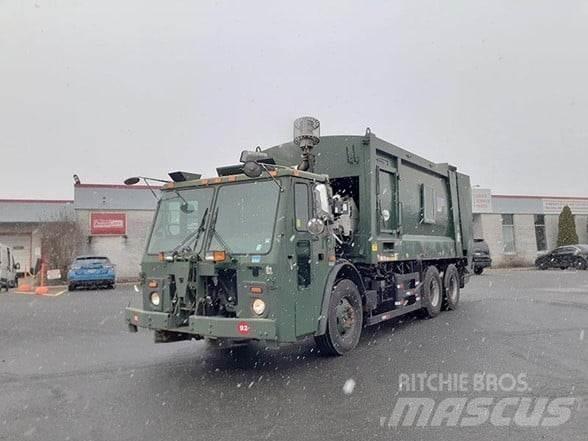 Mack LEU613 Camion dei rifiuti