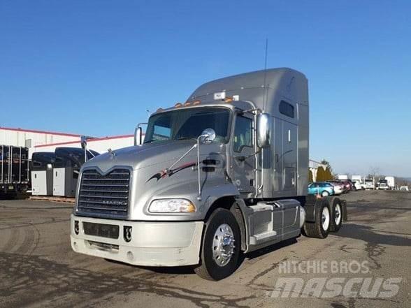 Mack PINNACLE CXU613 Motrici e Trattori Stradali