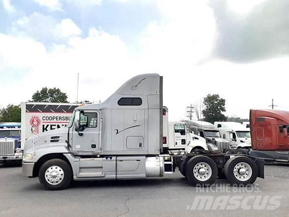Mack PINNACLE CXU613 Motrici e Trattori Stradali
