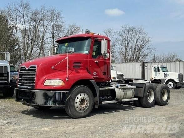 Mack PINNACLE CXU613 Motrici e Trattori Stradali
