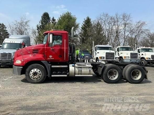 Mack PINNACLE CXU613 Motrici e Trattori Stradali