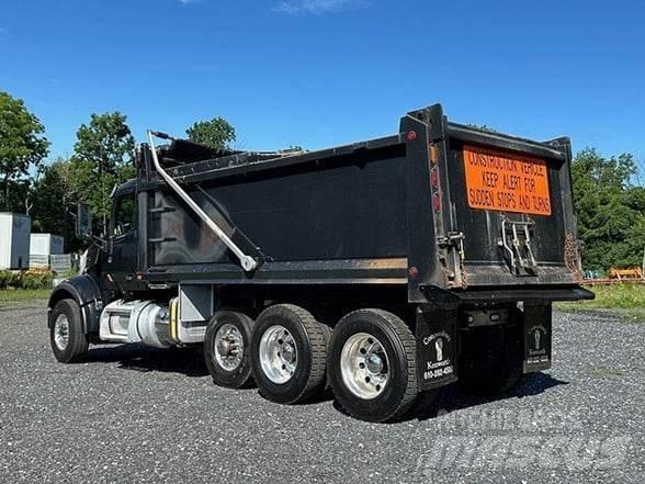 Peterbilt 567 Camion ribaltabili