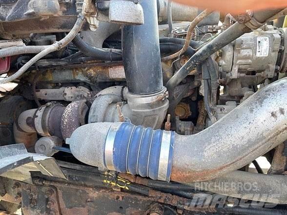 Sterling LT9511 Camion ribaltabili