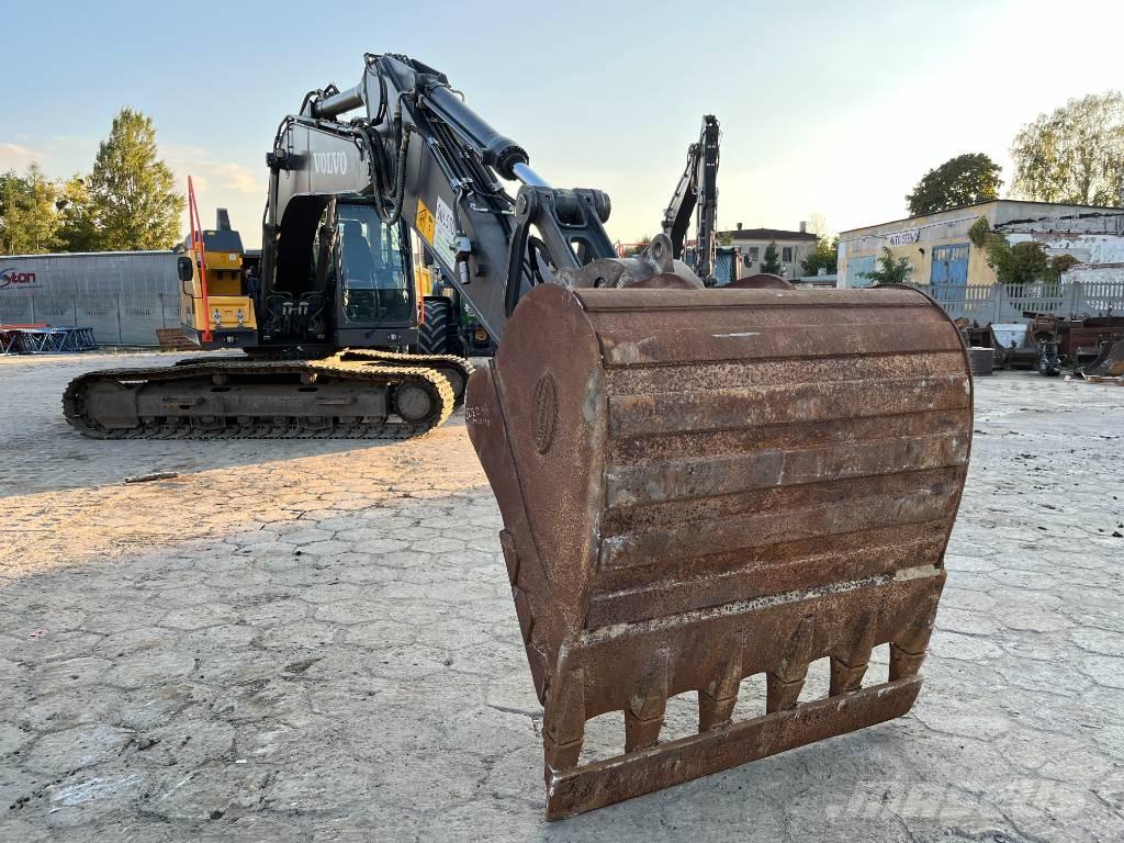 Volvo EC 220 E Escavatori cingolati