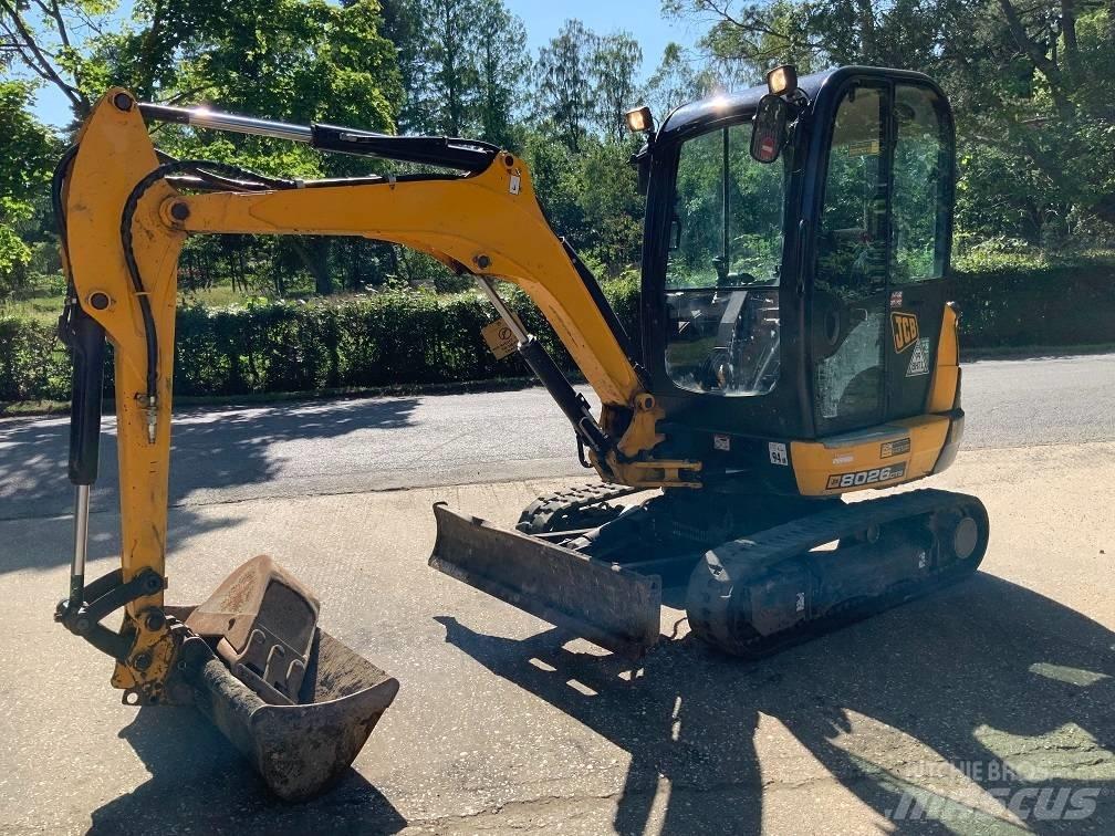 JCB 8026 CTS Miniescavatori