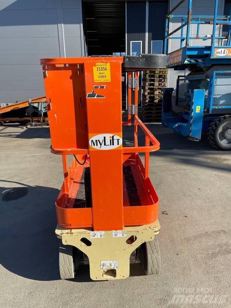 JLG 1230 Piattaforme a pantografo