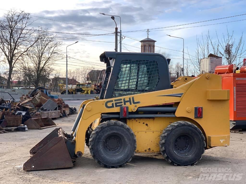 Gehl R 260 Mini Pale Gommate