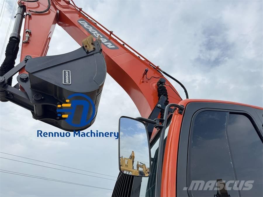 Doosan DX 225 LC-9C Escavatori cingolati