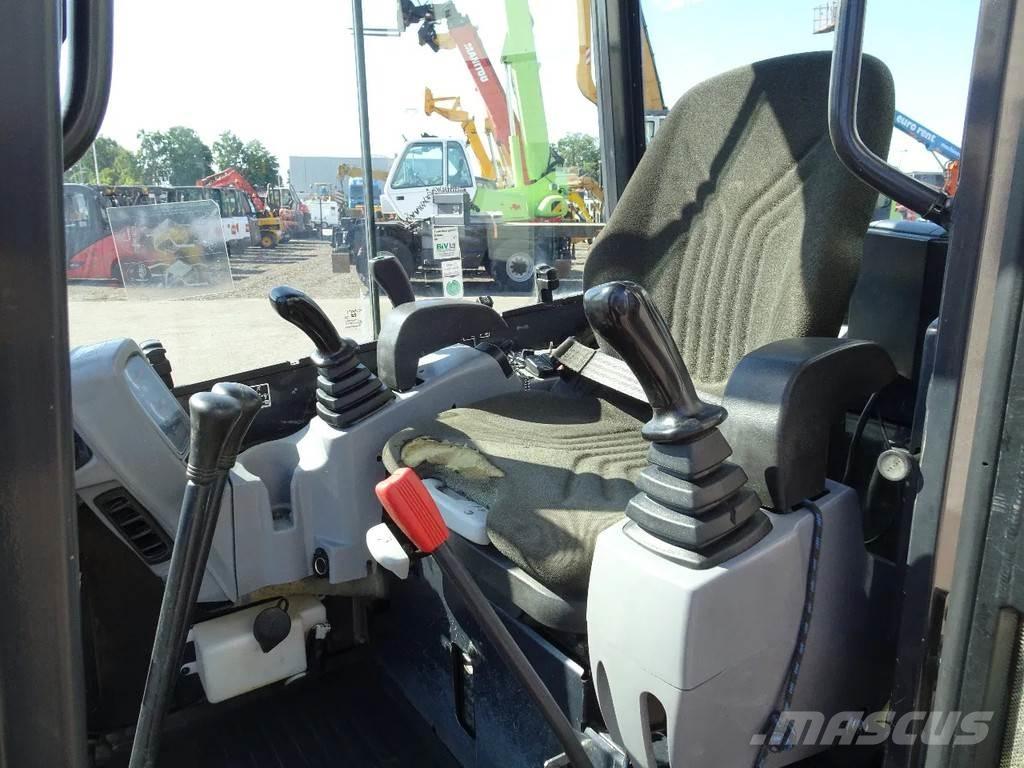 Kubota U27-4 Miniescavatori