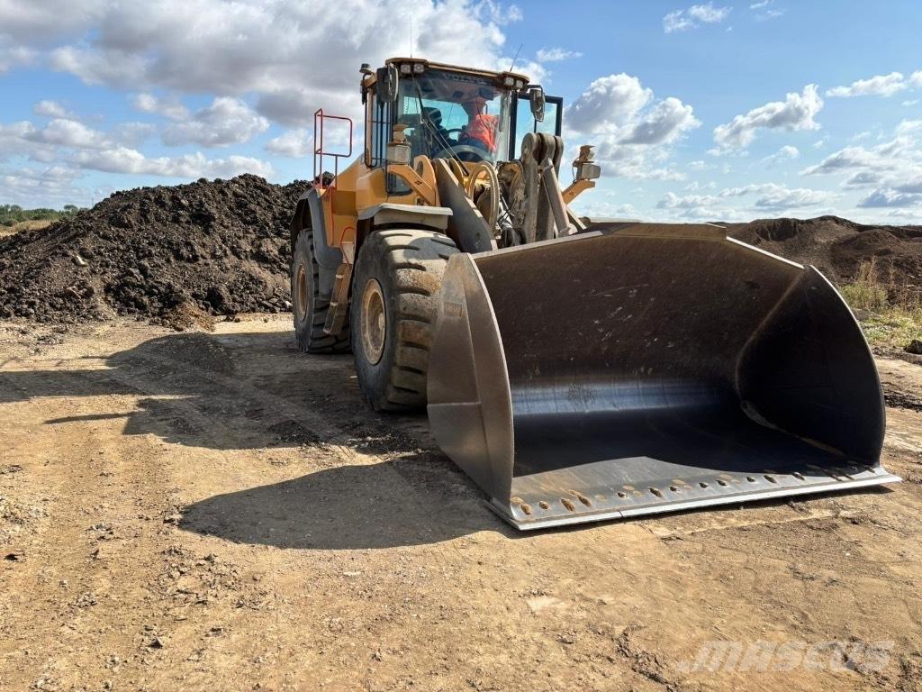 Volvo L 150 H Pale gommate