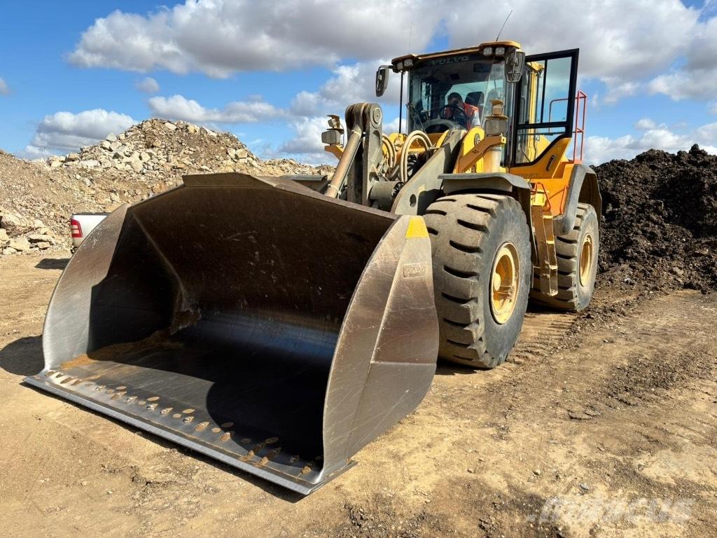Volvo L 150 H Pale gommate