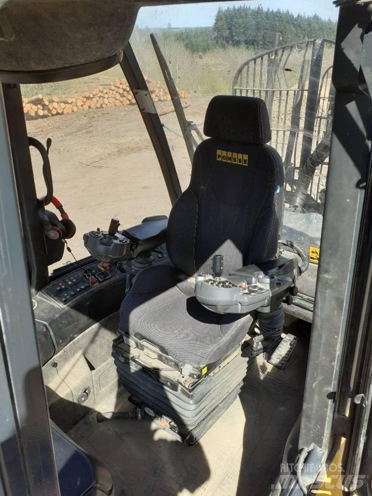 Ponsse Buffalo 8W Forwarder