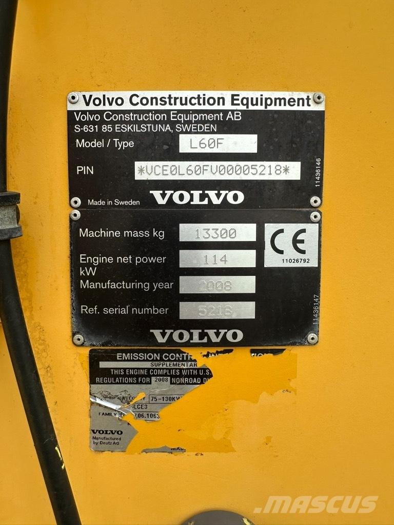 Volvo L60F Pale gommate