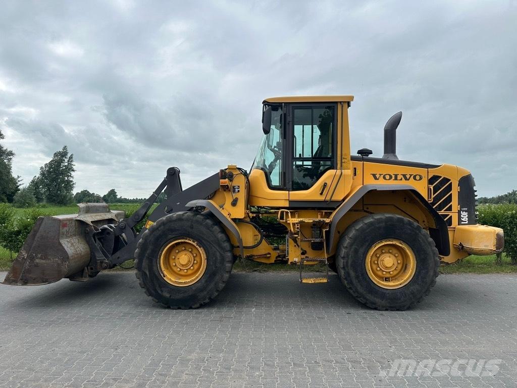 Volvo L60F Pale gommate