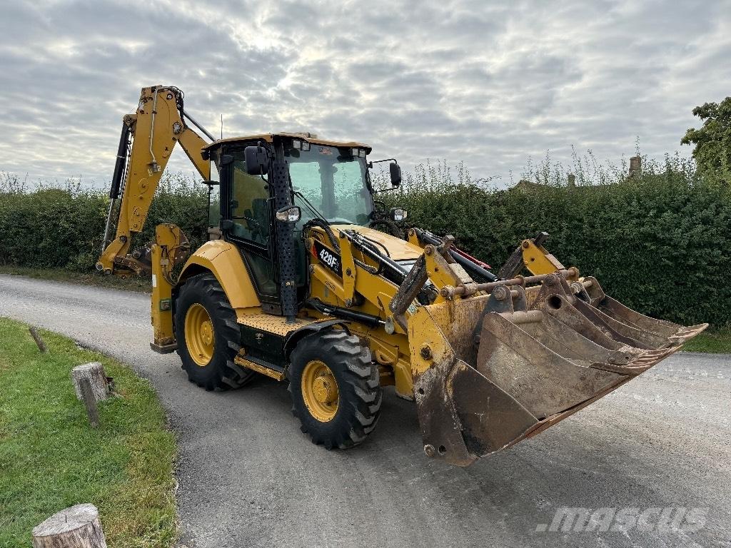 CAT 428 F Terne