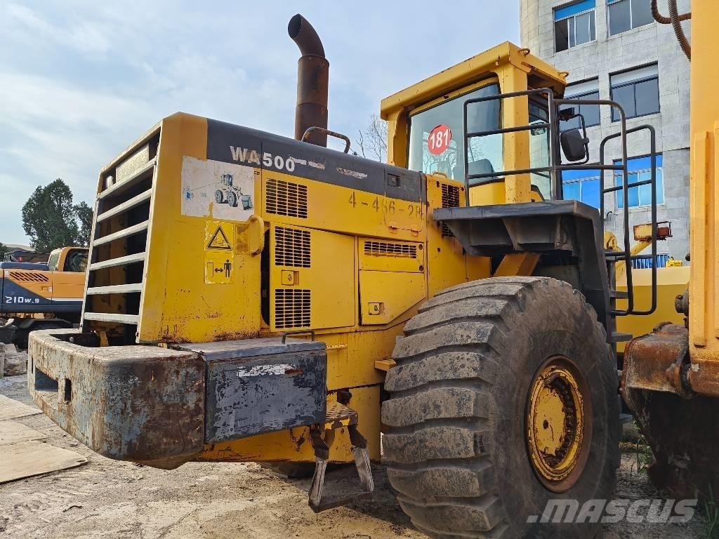 Komatsu WA 500 Pale gommate