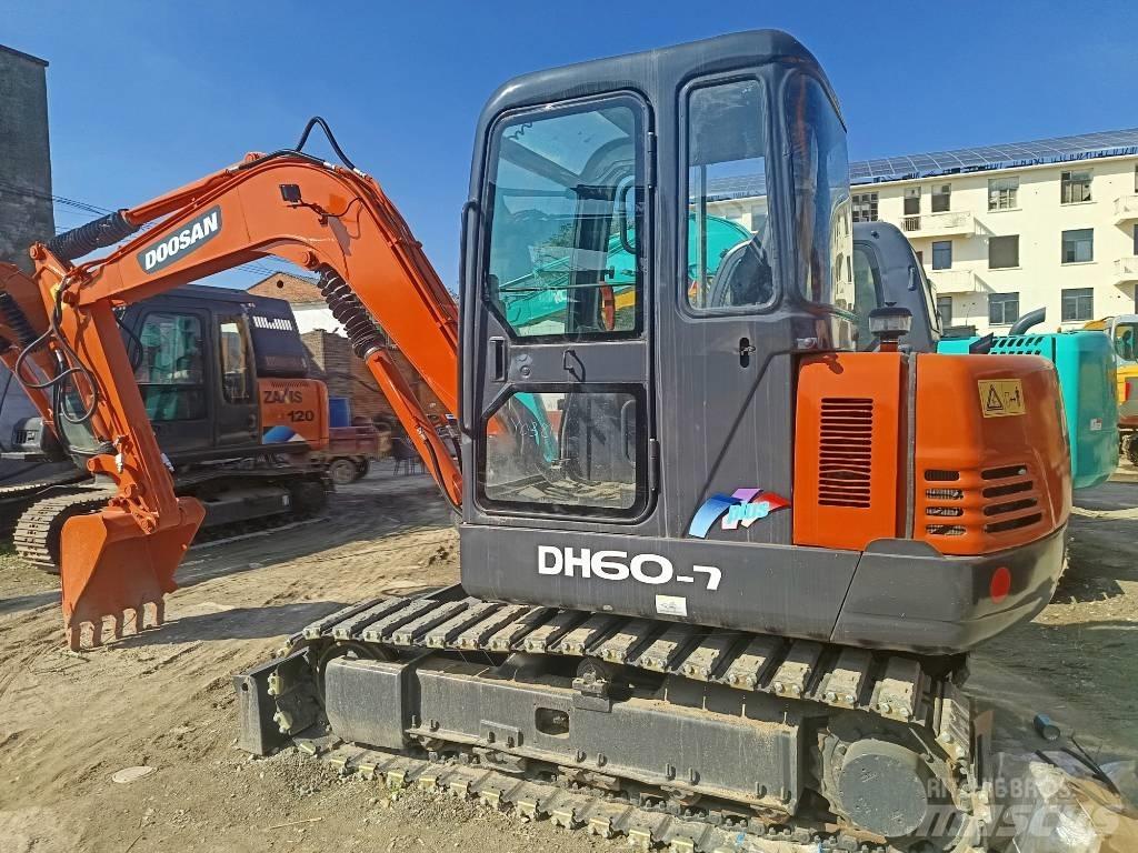 Doosan DH 60-7 Miniescavatori