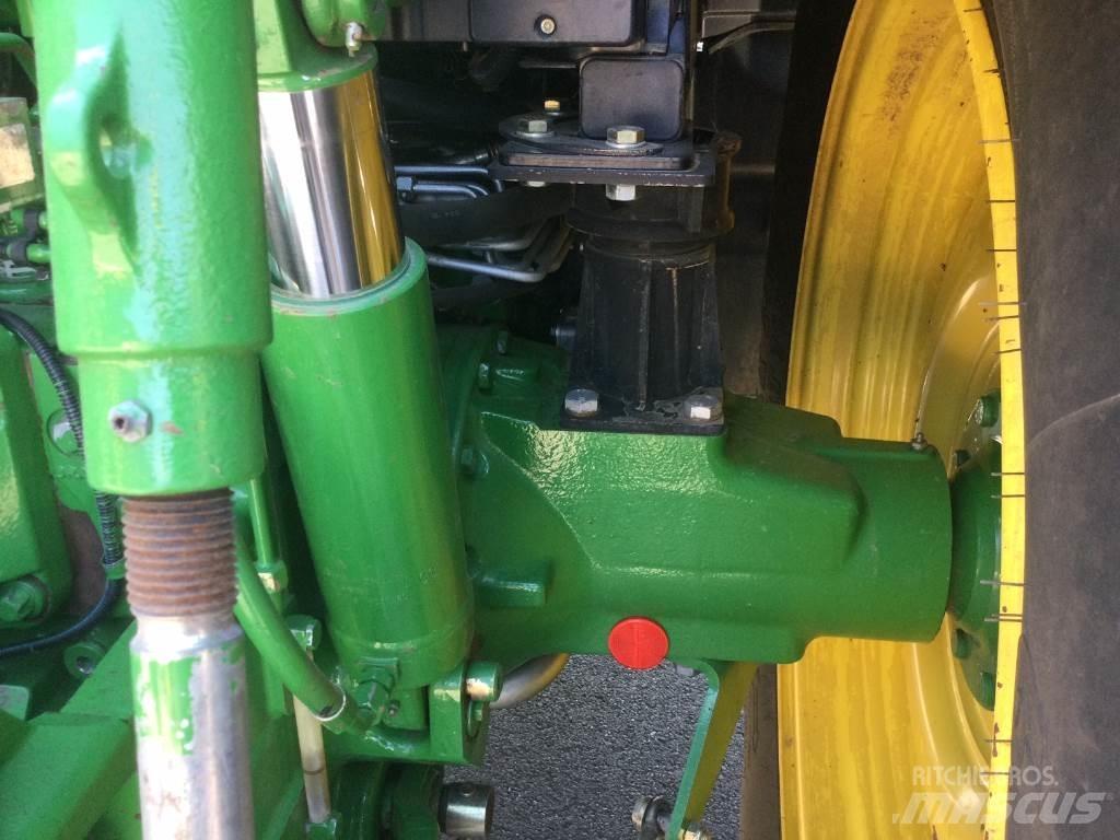 John Deere 6150R Trattori