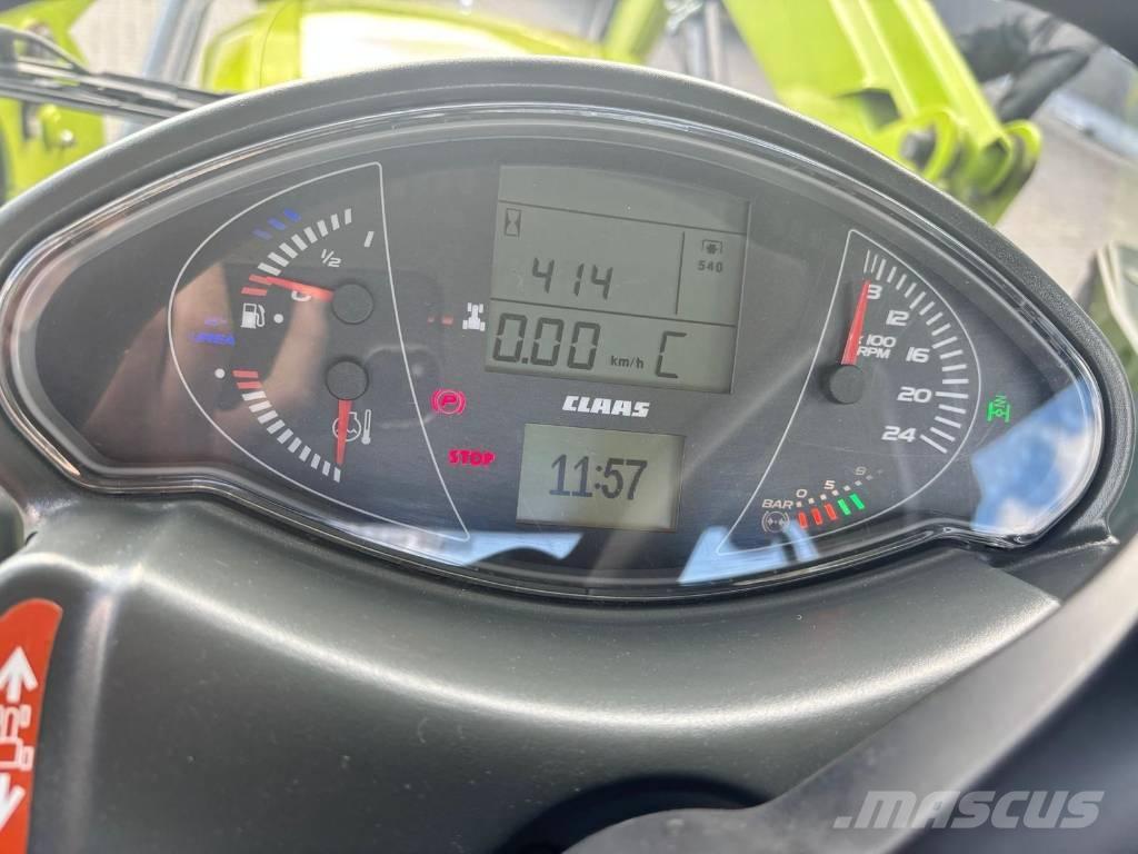 CLAAS ARION 530 CIS Trattori