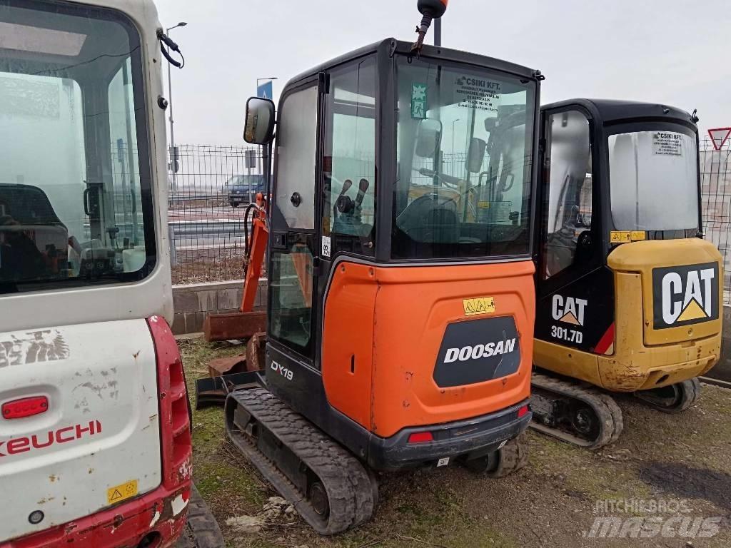Doosan DX 19 Miniescavatori