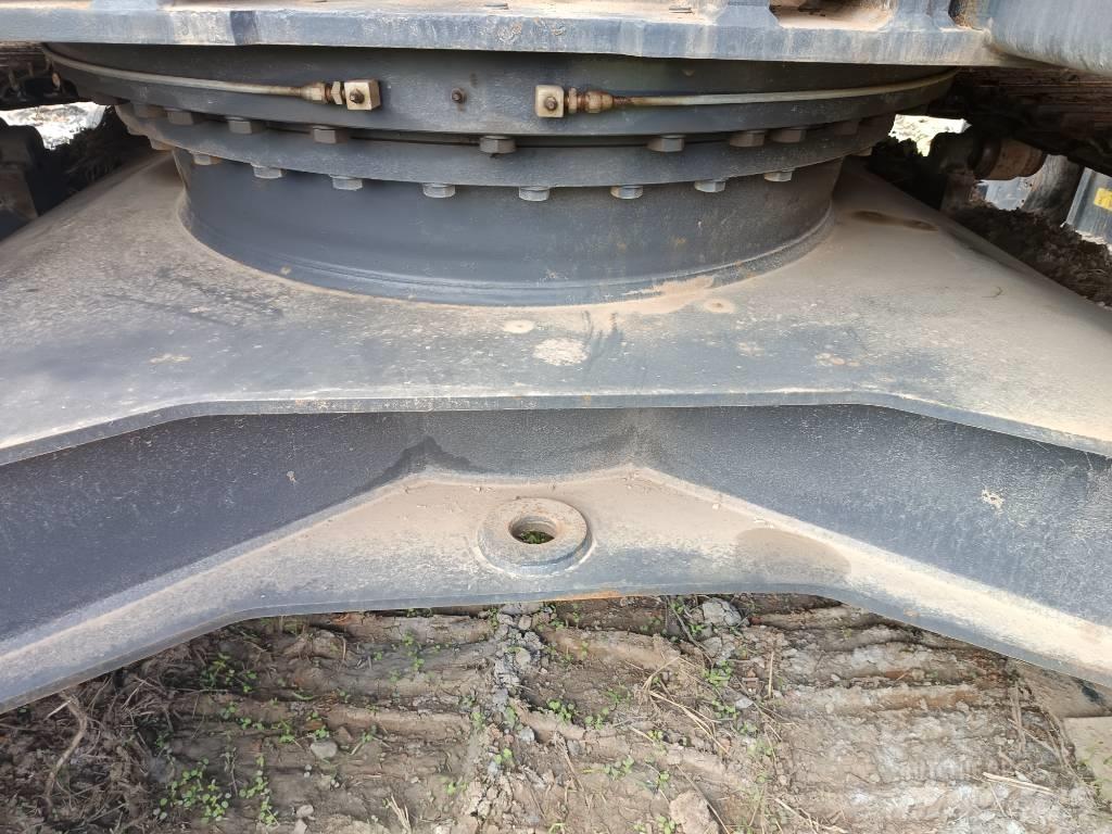 XCMG XE 215 DA Escavatori cingolati