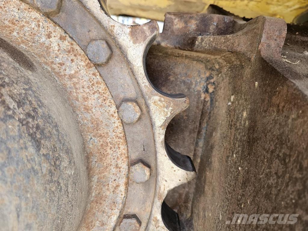 Komatsu PC210LC-8 Escavatori cingolati