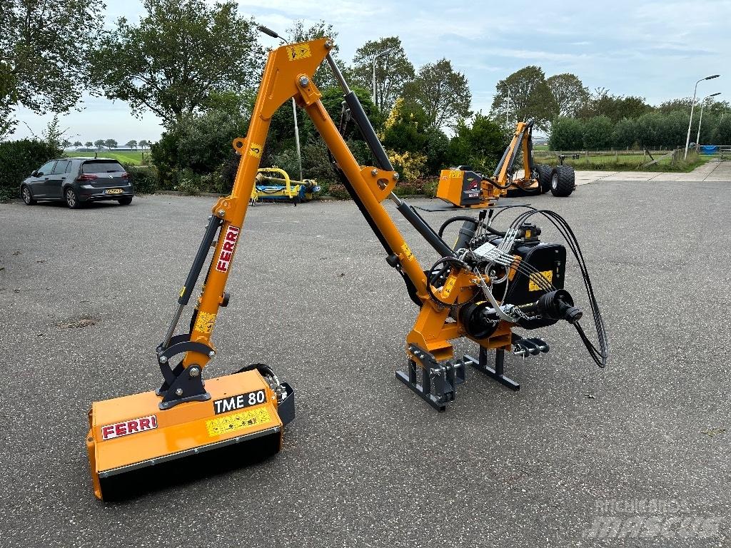 Ferri T320A Falciatrici/cimatrici per pascoli