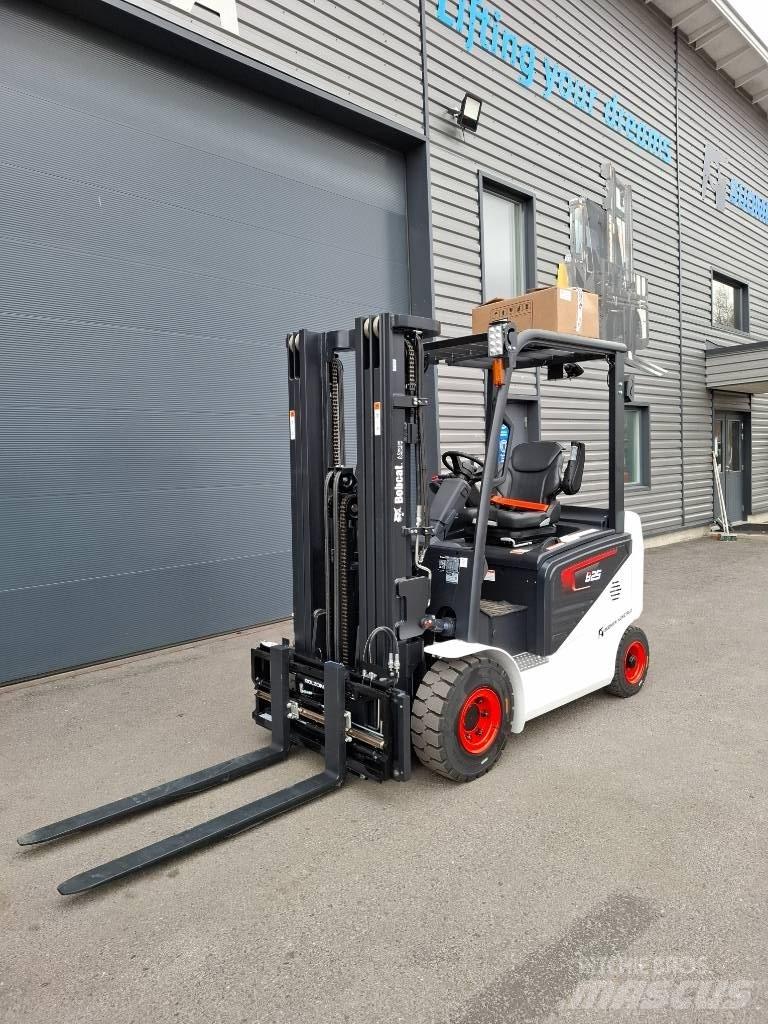 Bobcat B25NS Carrelli elevatori elettrici