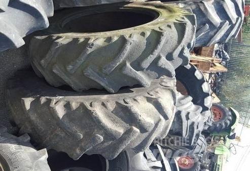  Pneus 12.4R24 Pneumatici, ruote e cerchioni