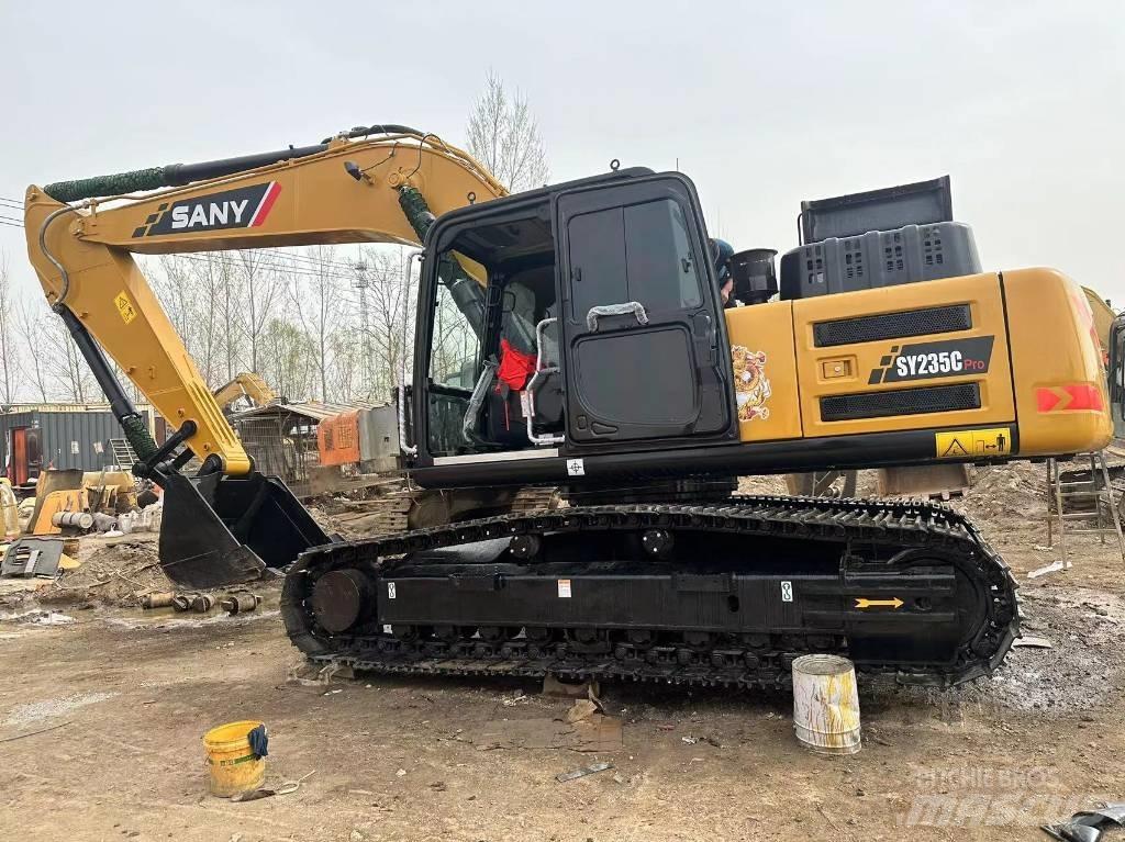 Sany SY 235 C Escavatori cingolati
