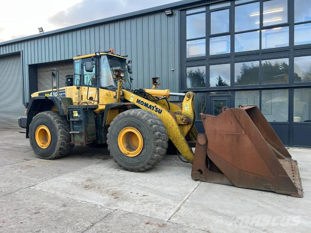 Komatsu WA 470-5 Pale gommate