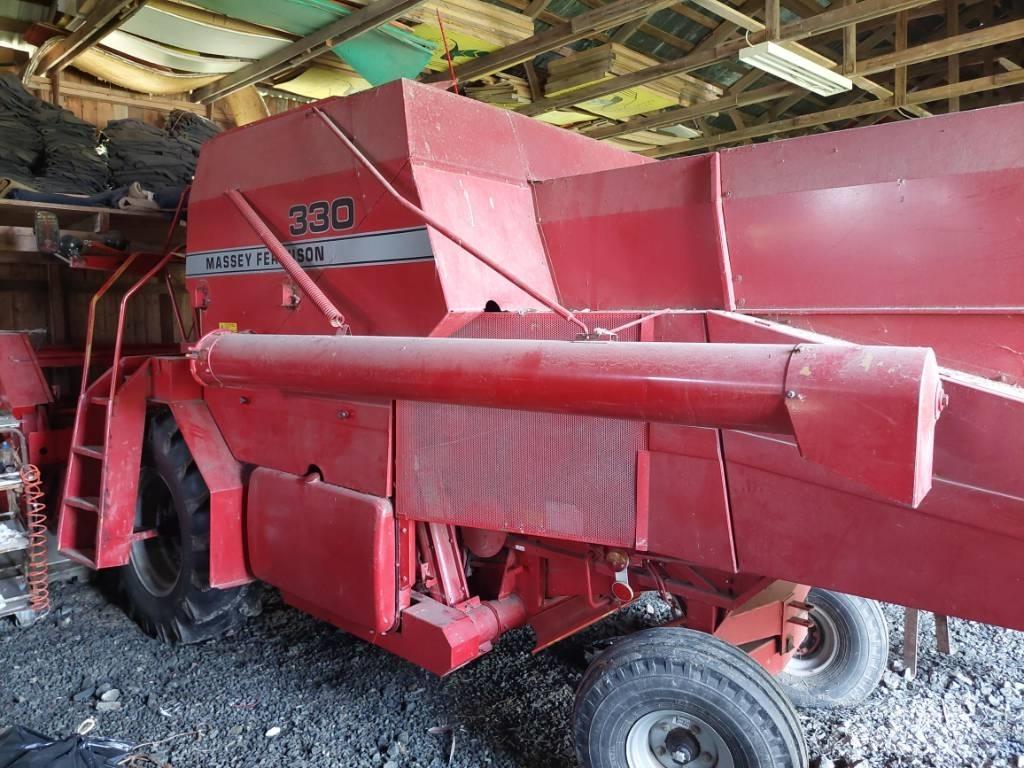 Massey Ferguson 330 Mietitrebbiatrici