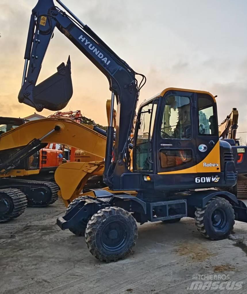 Hyundai 60 W Escavatori gommati