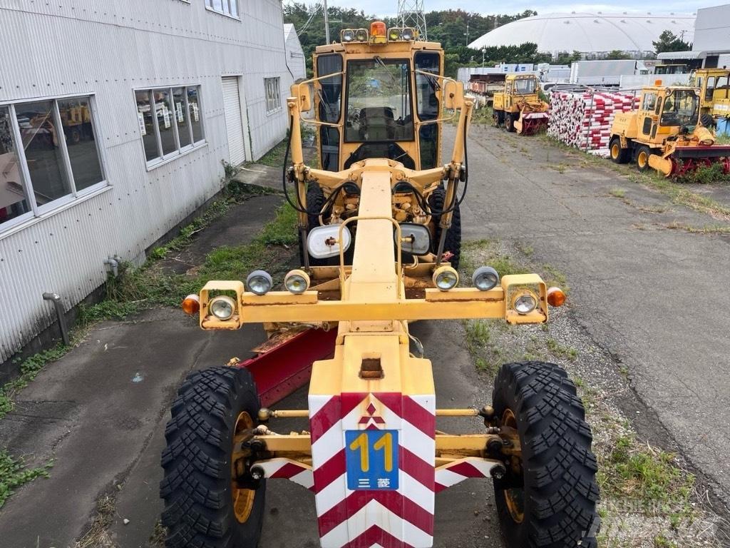 Mitsubishi MG 500 Motorgraders