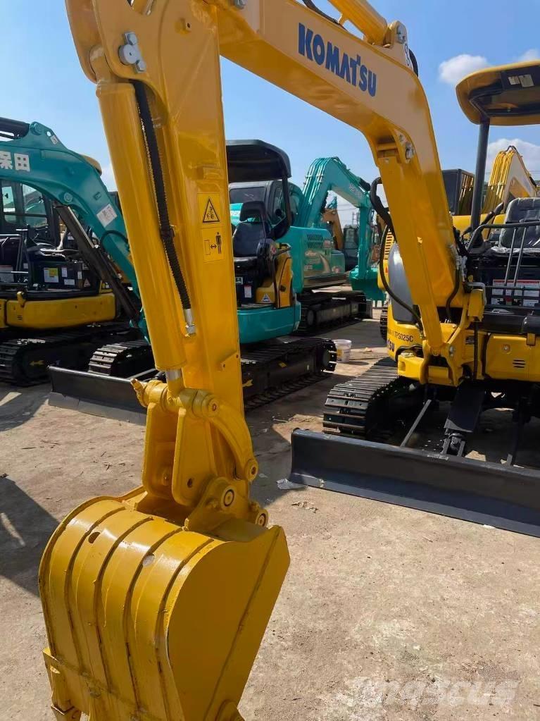 Komatsu PC 35 Miniescavatori