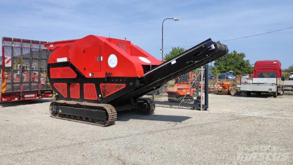 Red Rhino 7000 Frantoi mobili