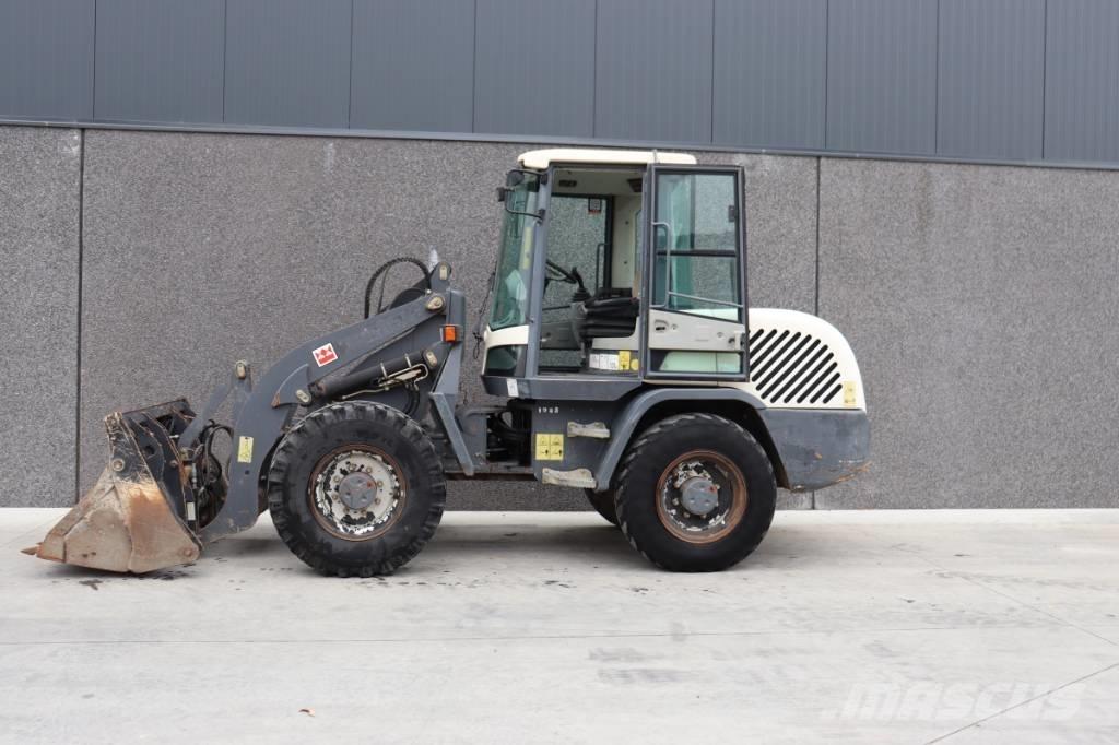 Terex TL 70 Pale gommate