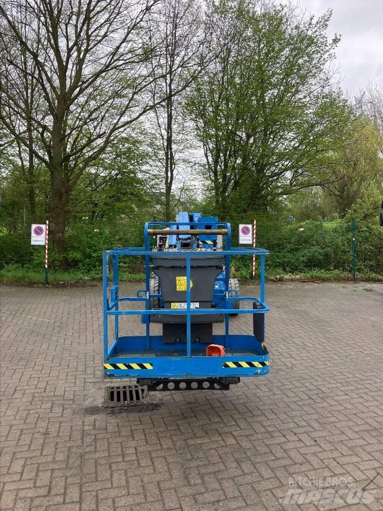 JLG E 450 AJ Piattaforme a braccio articolato