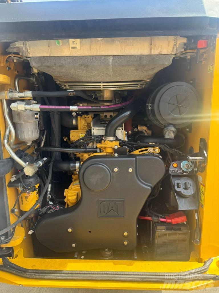 CAT 299 D3 Mini Pale Gommate