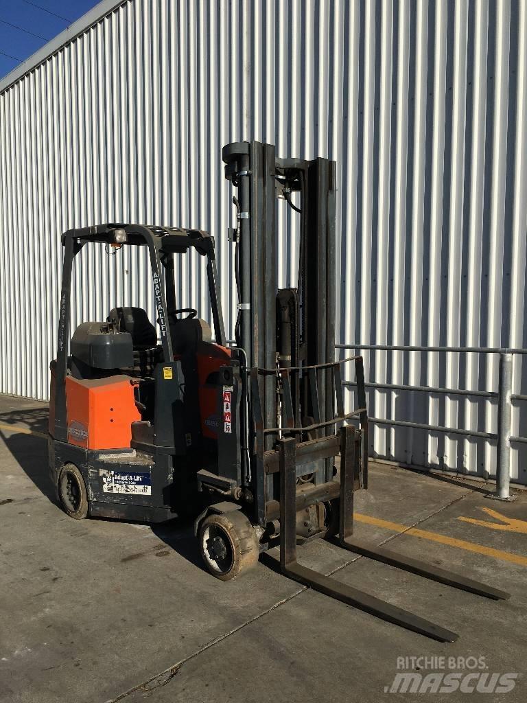 Aisle-Master 20SE Elevatore passaggio stretto