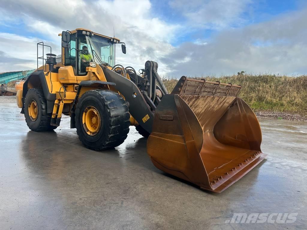 Volvo L180H Pale gommate