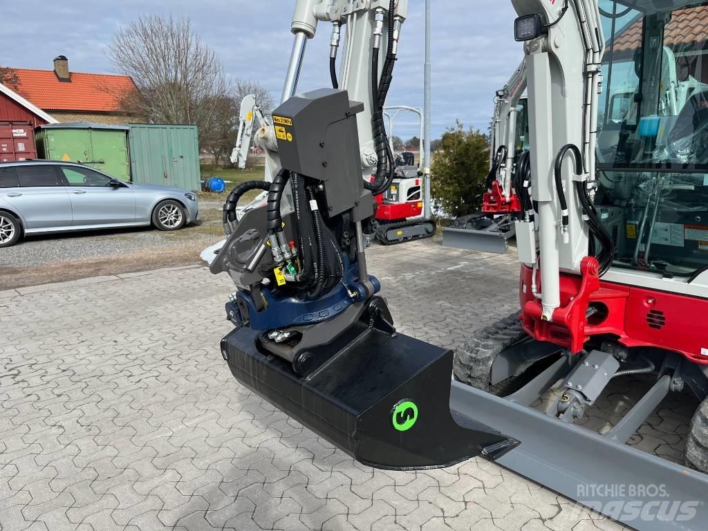 Takeuchi TB325R Miniescavatori